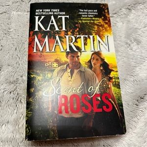 🌴Scent of Roses by Kat Martin Paperback Book